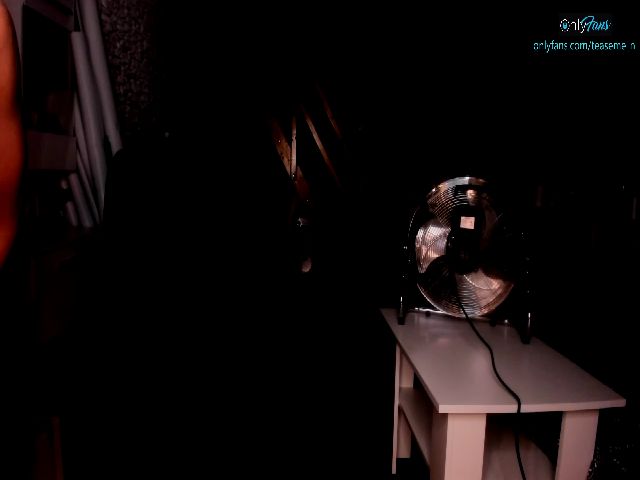 Live sex webcam photo for Teaseme_N #257253469