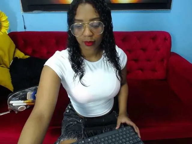 Live sex webcam photo for NATALIKIDMAN #241574224