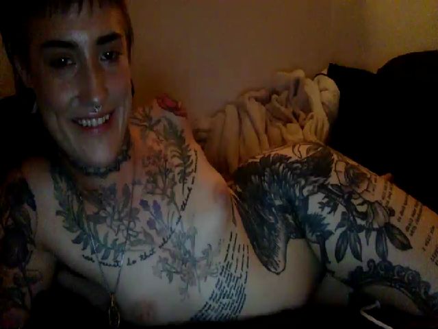 Live sex webcam photo for Ynigma #259763291