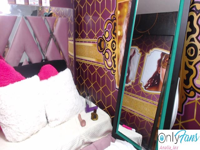 Live sex webcam photo for analia_lexx #263676305