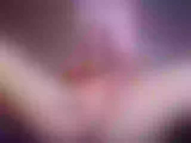 Live sex webcam photo for Melannie1 #256364248