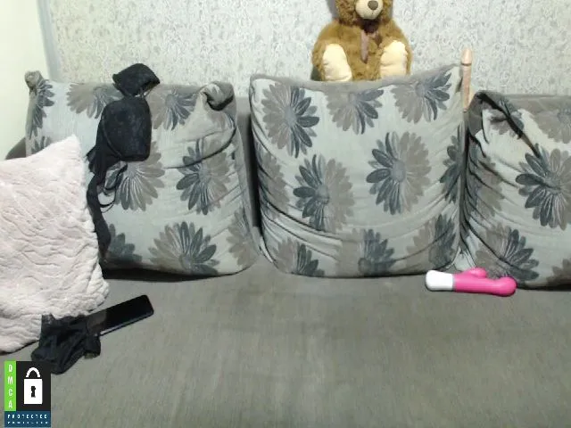 Live sex webcam photo for Sweet_Hilke4U #255771055