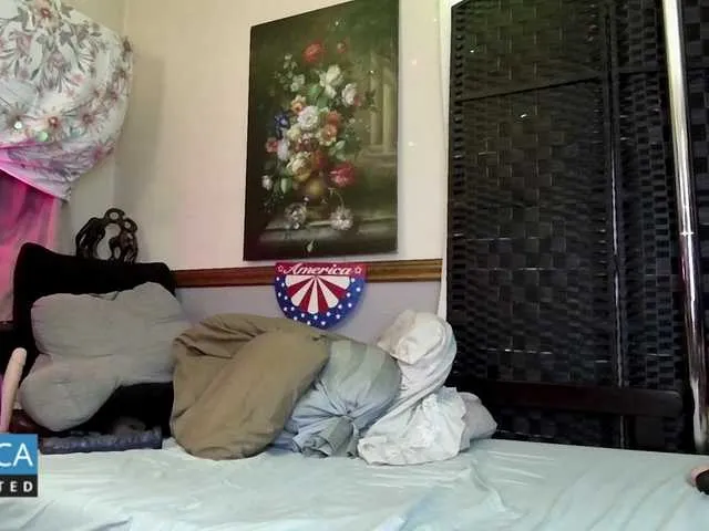 Live sex webcam photo for Prurient-Gem #249199180