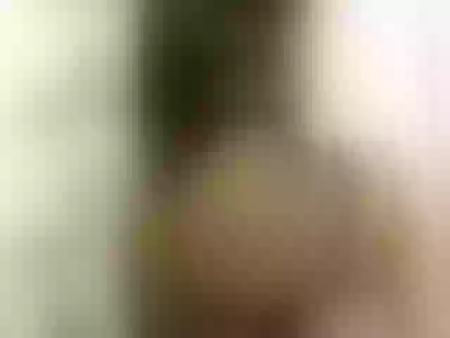 Live sex webcam photo for Sexyzoe_69 #260087026