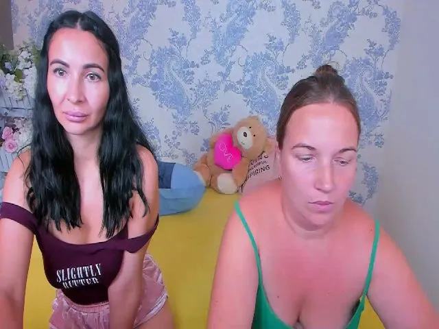 Live sex webcam photo for NikaRysa #264038847