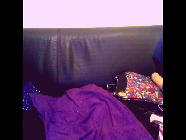 Live sex webcam photo for Sexygeny #261578632