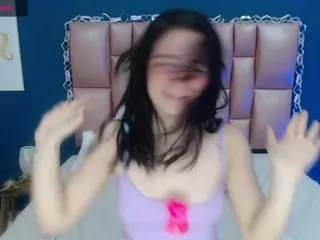 Live sex webcam photo for AlieJones #240782195