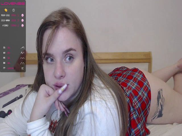 Live sex webcam photo for AliceSins1 #260268050