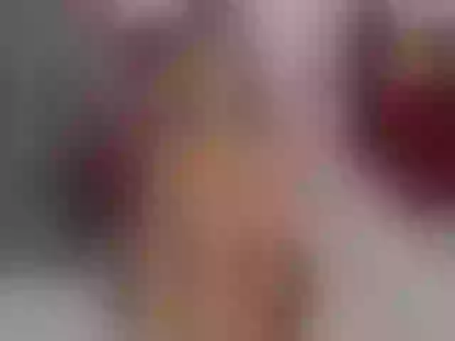 Live sex webcam photo for Annasshim_ #257559994