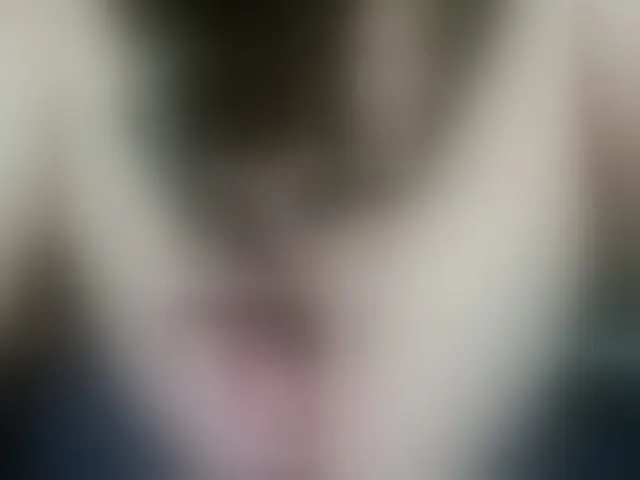 Live sex webcam photo for JenniferLuvv #258102352