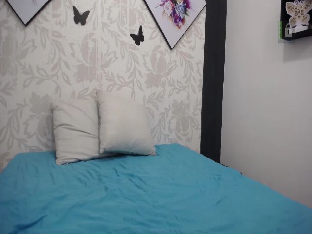 Live sex webcam photo for Samanthagirl #258757112