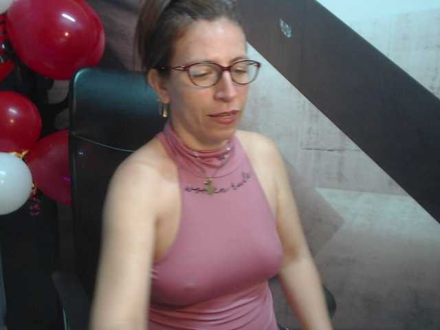 Live sex webcam photo for maturehot-1 #241107135