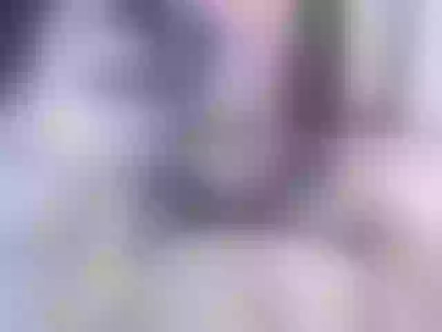 Live sex webcam photo for CarolineJames #254612239