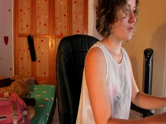 Live sex webcam photo for Laura_amy #264066620