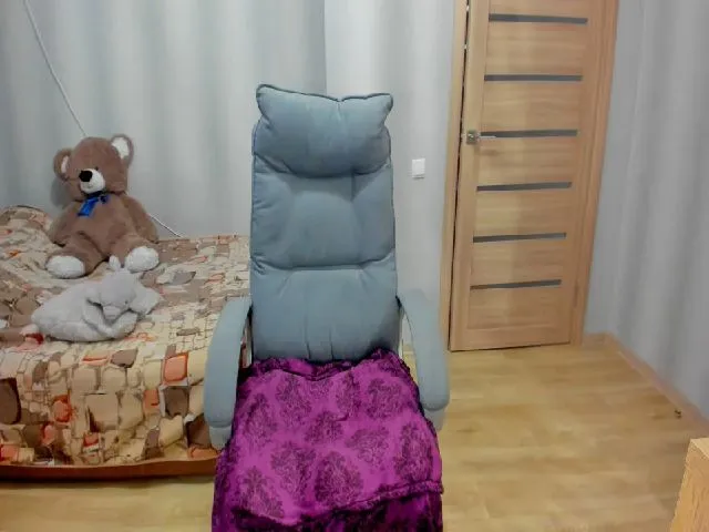 Live sex webcam photo for VenusZill #253732808