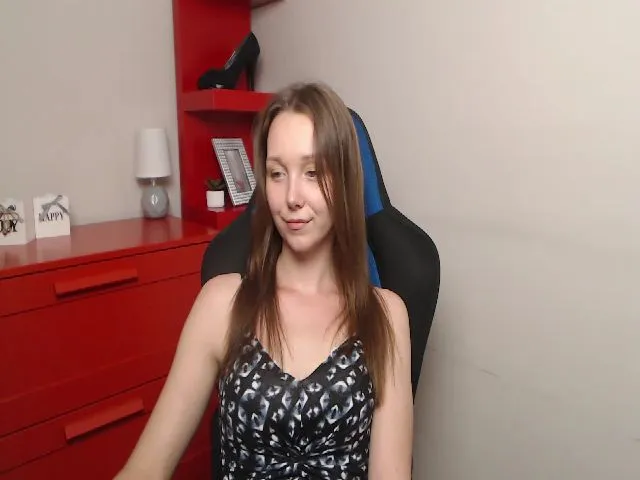 Live sex webcam photo for Little_ZOE #261242612