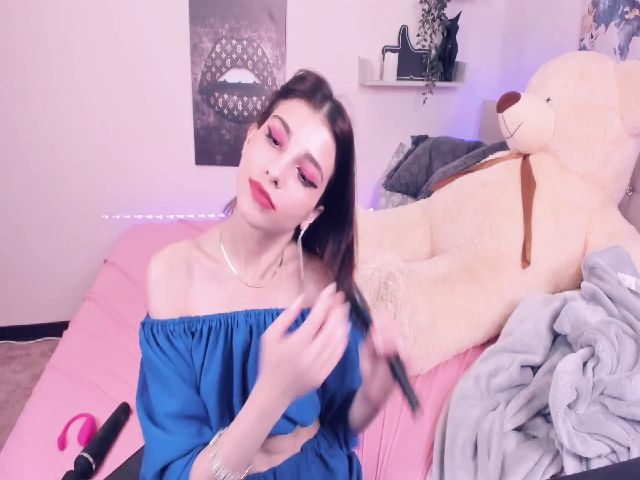 Live sex webcam photo for AnabelAris #258623144