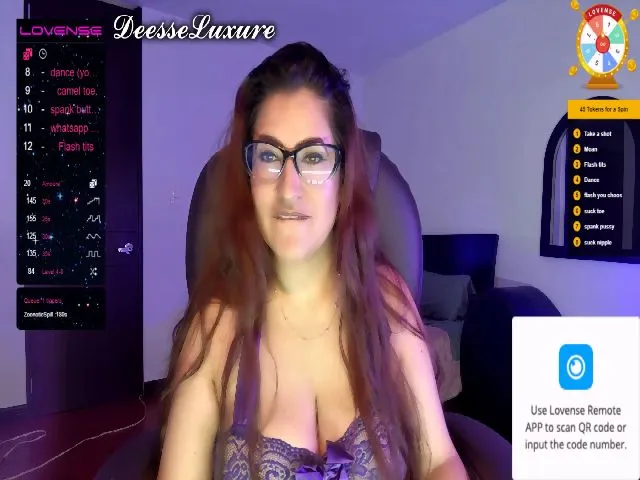 Live sex webcam photo for DeesseLuxure #258107816