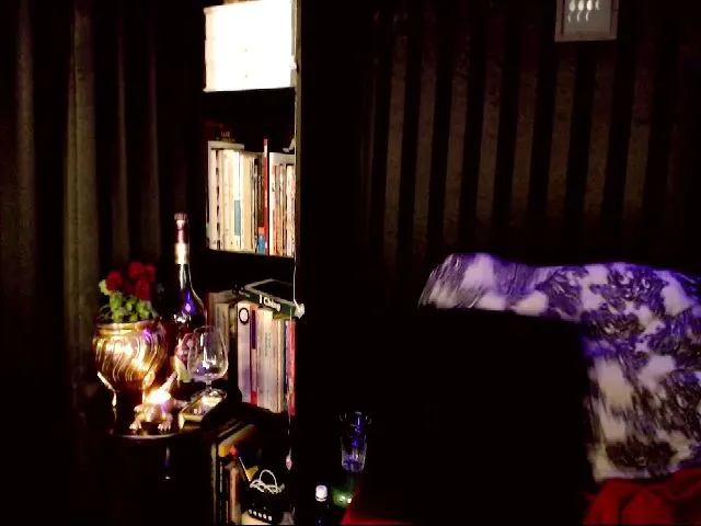 Live sex webcam photo for Thaissa #254904412