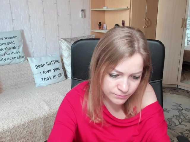 Live sex webcam photo for CherishSia #241175107