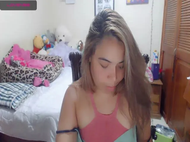 Live sex webcam photo for Meganhill_ #265259917