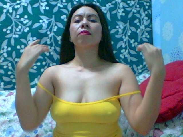 Live sex webcam photo for Scarletteb #263391512