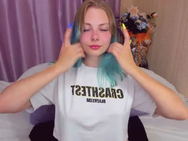 Live sex webcam photo for AprillSnow #265543079