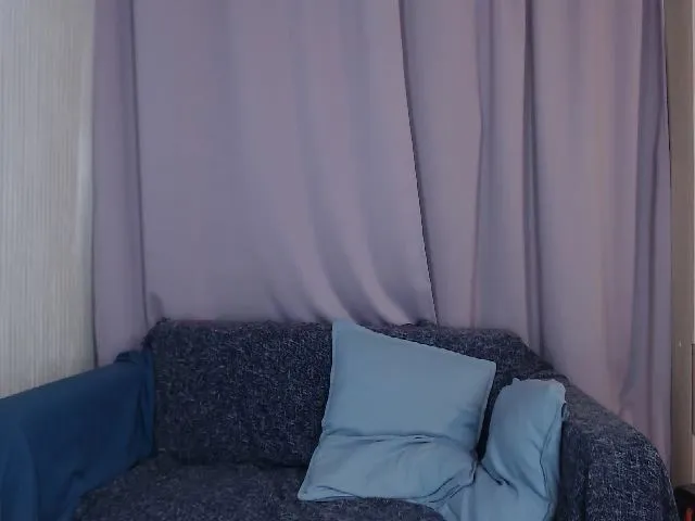 Live sex webcam photo for HotSwJenna #259069707