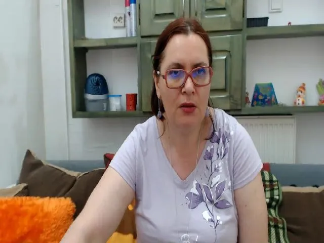 Live sex webcam photo for GinnaMature #259261831