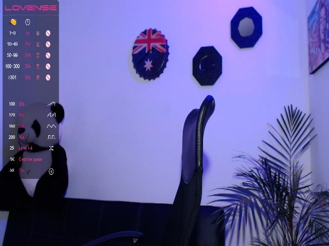 Live sex webcam photo for Isa_hernandez #262915971