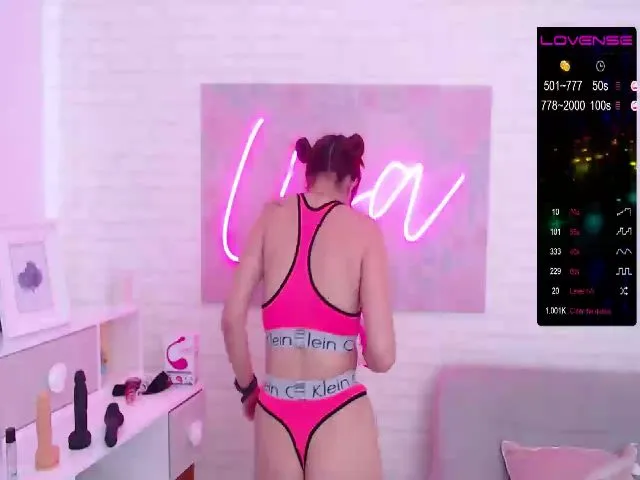 Live sex webcam photo for Jessycox #255409252