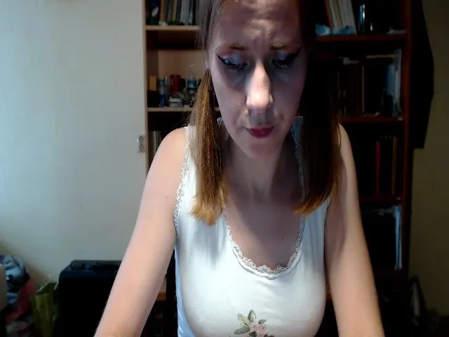 Live sex webcam photo for WinterGoddess #263703340