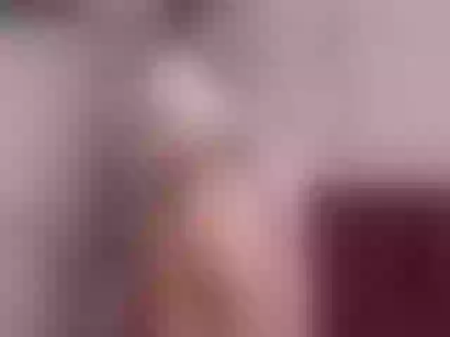 Live sex webcam photo for Sun_kissed1 #261168905