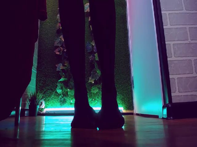 Live sex webcam photo for AlisonMells #262184656