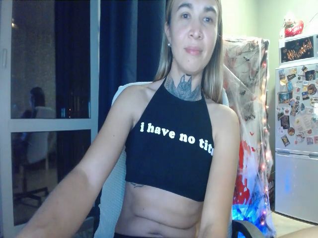 Live sex webcam photo for Angie_Wild #256082430