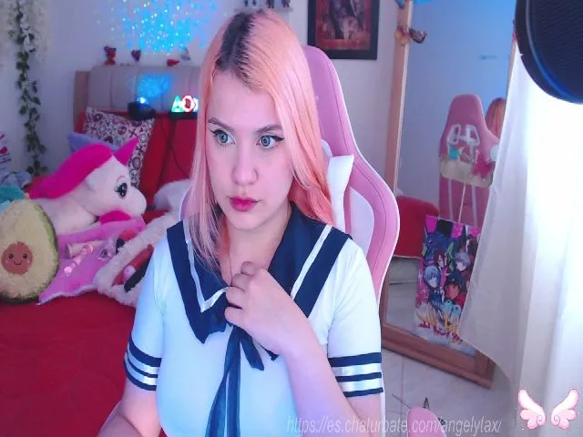 Live sex webcam photo for Angelytaxx #254279068