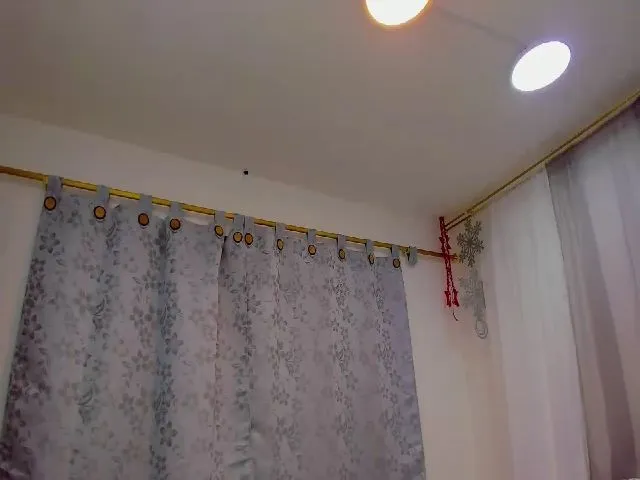 Live sex webcam photo for Emilly_harper #257673060