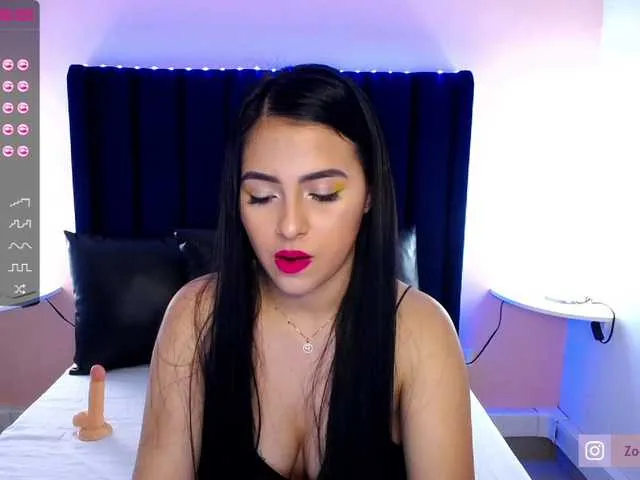 Live sex webcam photo for ZoeBolton #265508338