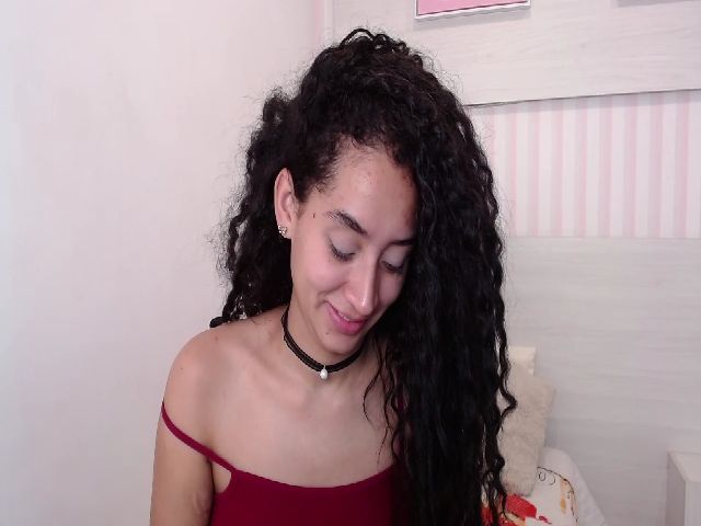 Live sex webcam photo for Jade_lee88 #264284929