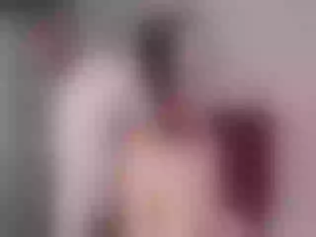 Live sex webcam photo for Sun_kissed1 #263622389
