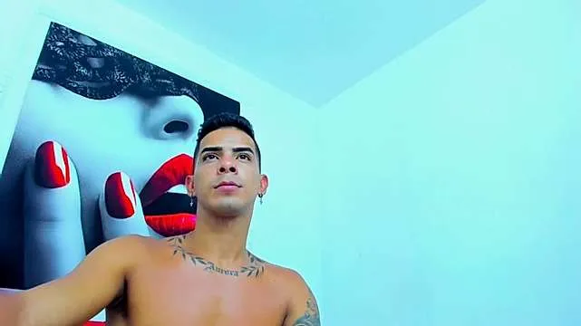 Live sex webcam photo for 4_Latin_Avengers #244775790