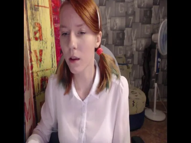 Live sex webcam photo for NikiFoks18 #262840192