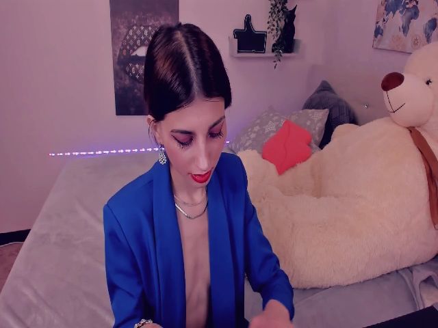 Live sex webcam photo for AnabelAris #256842817