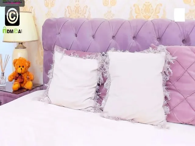 Live sex webcam photo for AshleyClaire #256834587