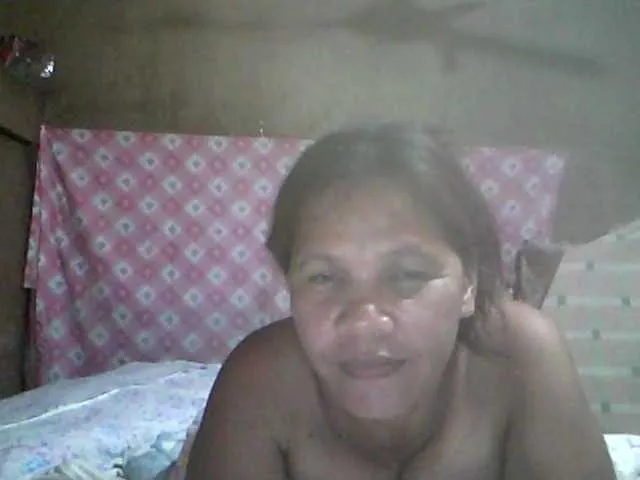 Live sex webcam photo for dazzlingasian #262043597