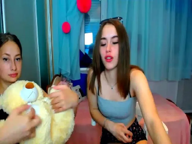 Live sex webcam photo for EshliLee__ #258633968