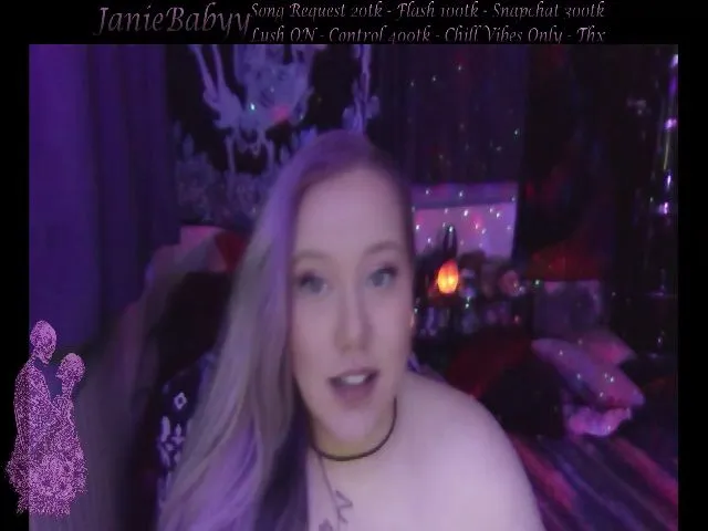 Live sex webcam photo for JanieBabyy #260424562