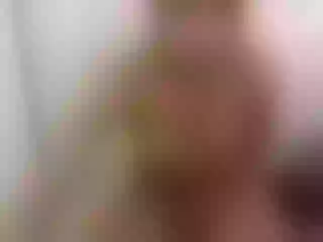 Live sex webcam photo for MeganRosse #245496582