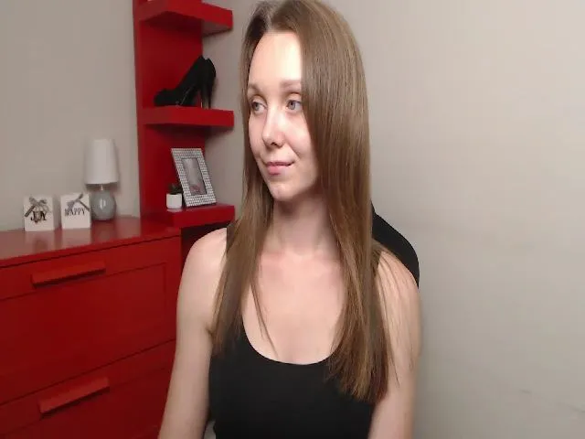 Live sex webcam photo for Little_ZOE #254106600