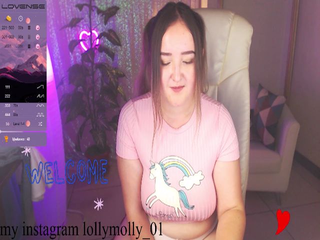 Live sex webcam photo for MollyLoo #253826609